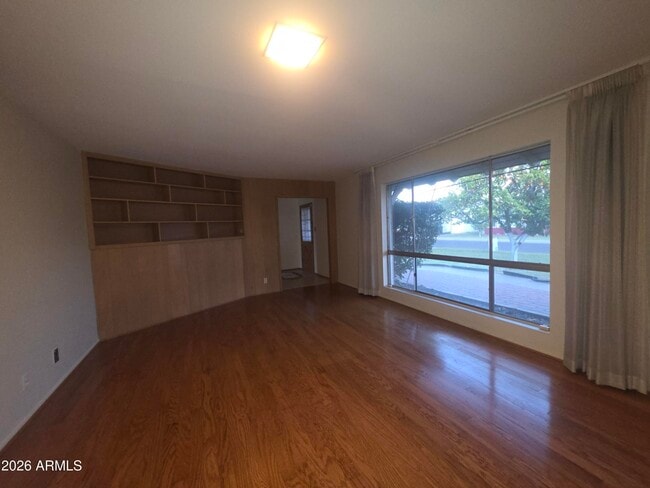 Photo - 342 W Diana Ave
