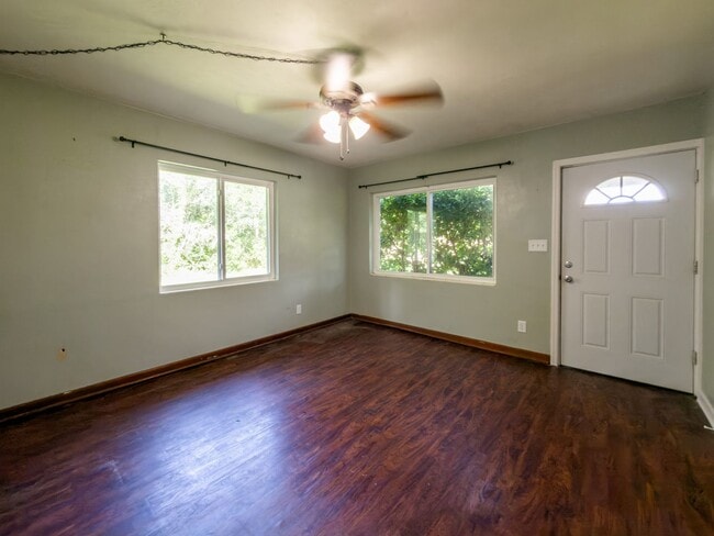 10230 Agave Rd