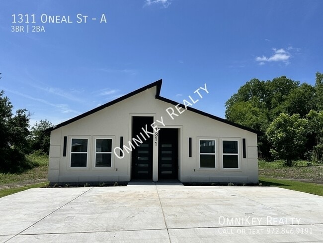 Building Photo - 1311 Oneal St Unit A Rental