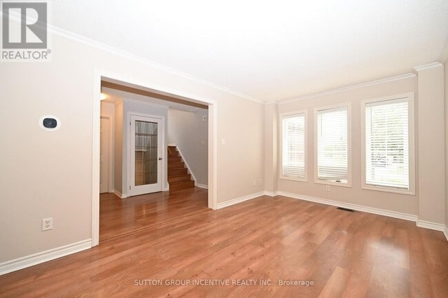 Photo - 14 Brown Wood Dr