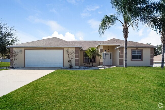 Building Photo - 9615 Saragossa St Rental