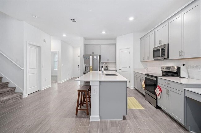 Photo - 9715 Introduction Wy