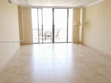 Building Photo - 20281 E Country Club Dr Unit 0