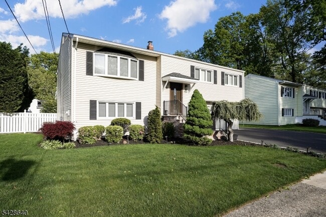 Photo - 151 Fulton St