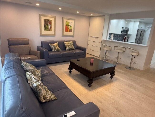 Photo - 5555 Collins Ave Unit 12C