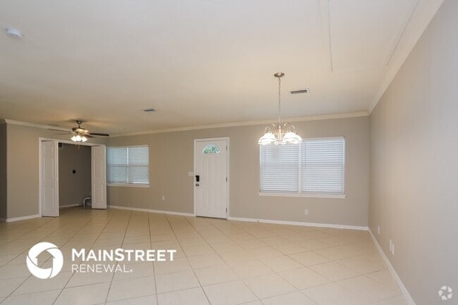 Building Photo - 5310 Kent Rd Rental