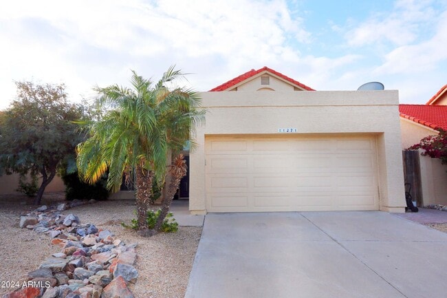 Building Photo - 11271 E Poinsettia Dr