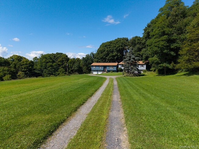 17 Slate Field Ln