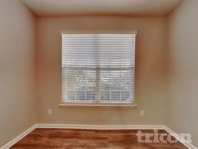 Photo - 1933 Pavilion Dr