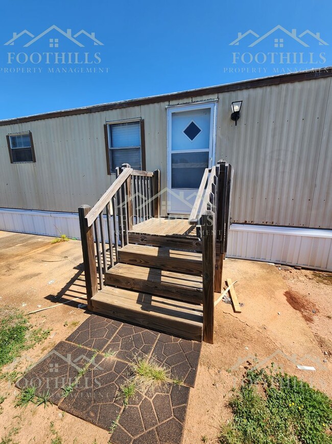 Photo - 2-Bedroom Mobile Home in Colony Park with ...