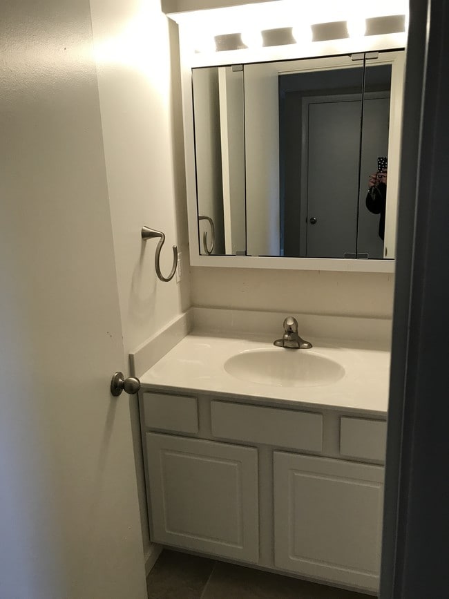 Lansdowne Apartments