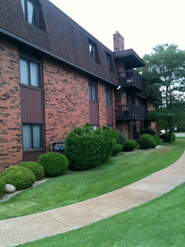 Photo - 2117 Porte Deleau Ct