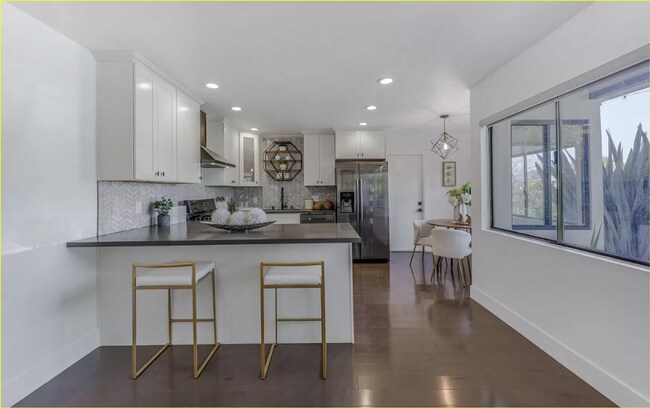 Photo - Beautiful Remodeled Home in Menlo Park *Walk to Meta Campus*