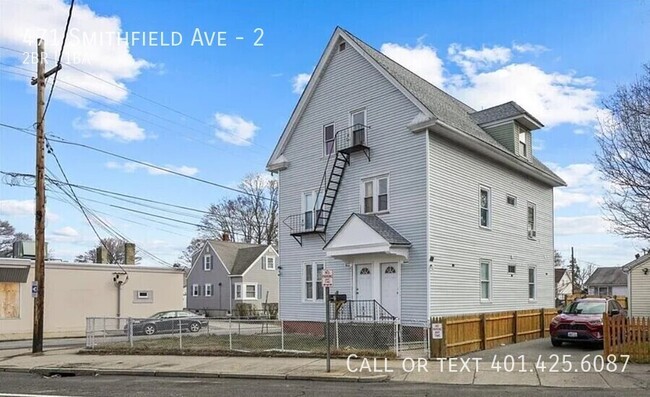 Building Photo - 471 Smithfield Ave Unit 2
