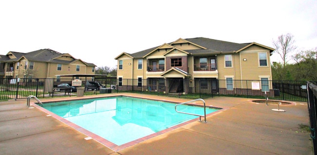 Cascades at Spring Street - Cascades at Spring Street Apartments