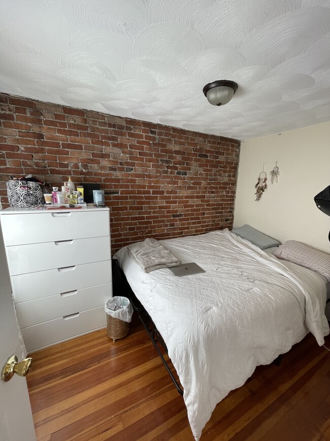 Photo - 25 Chelsea St Unit 3