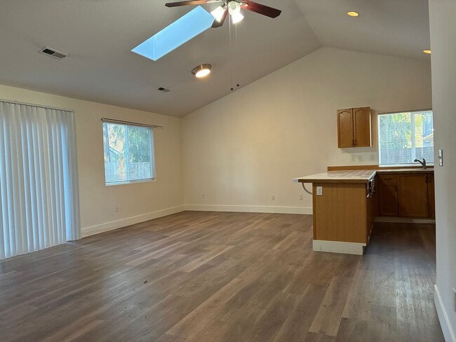 Photo - 3 Bedroom 2 Bath Ranch Home Available January 2026 !