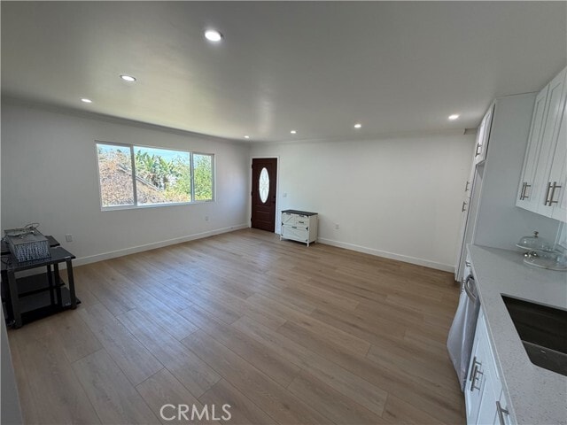 10621 McClemont Ave