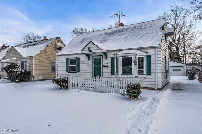 Photo - 25500 Briardale Ave