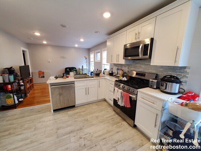 Photo - 7 Elmira St Unit 7