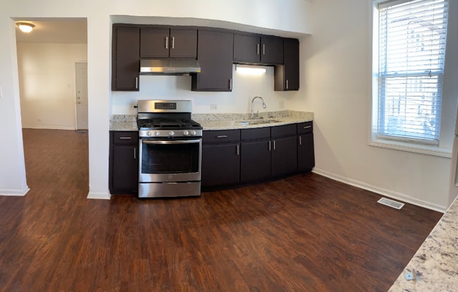 3755 S Winchester Ave Unit 1