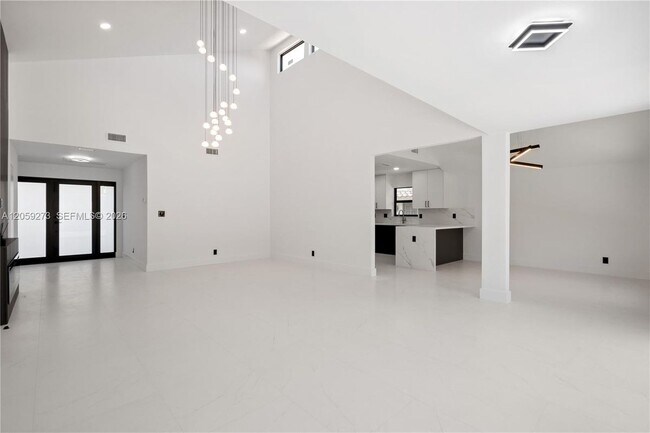 Photo - 1543 SW 1st Ave