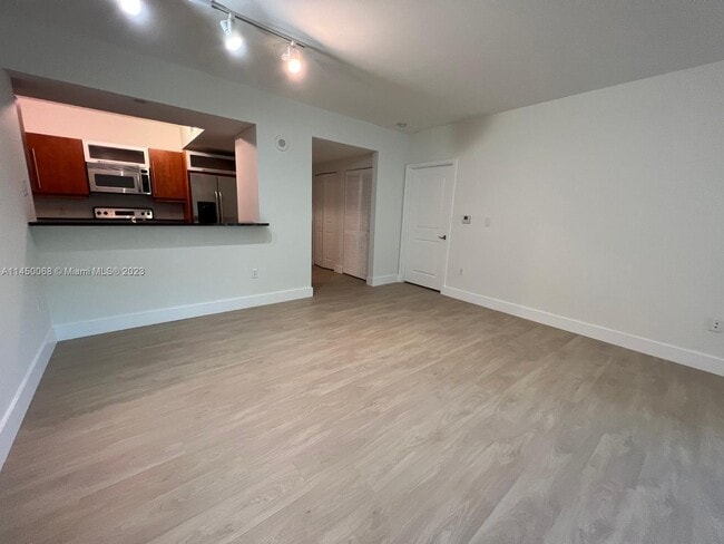 Photo - 7355 SW 89th St Condominio Unidad 512N