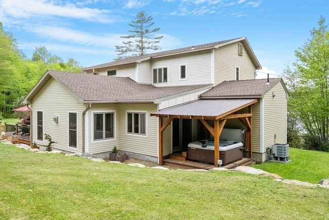 Photo - 588 Granite Lake Rd