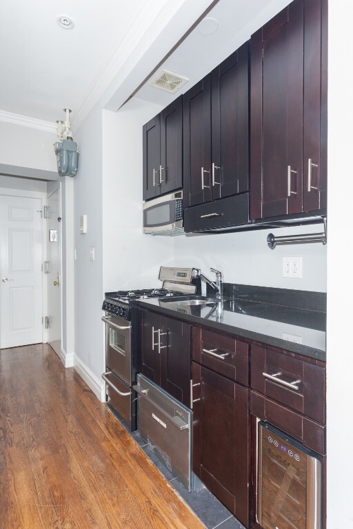 Photo - 250 Mott St Apartment Unit 15