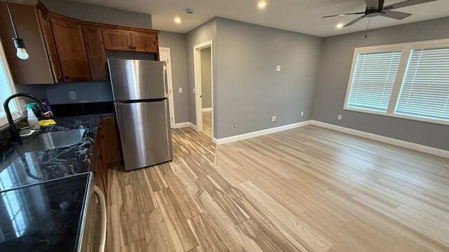 Photo - 614 Alden St Unidad 1