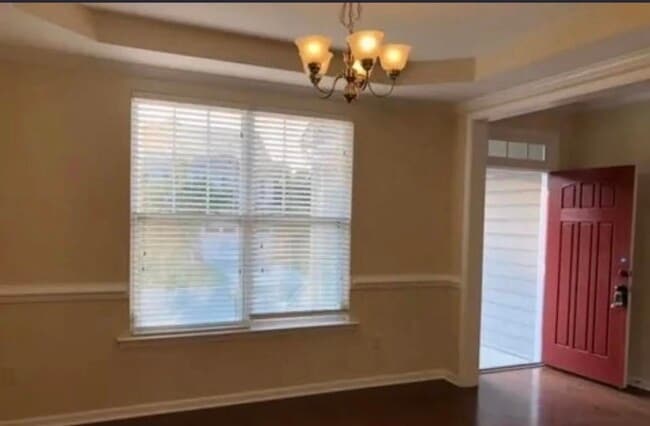 Building Photo - 4248 Brintons Cottage St