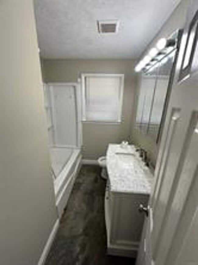 Photo - Charming 3 Bed/2 Bath Home in Montgomery - $1425/mo