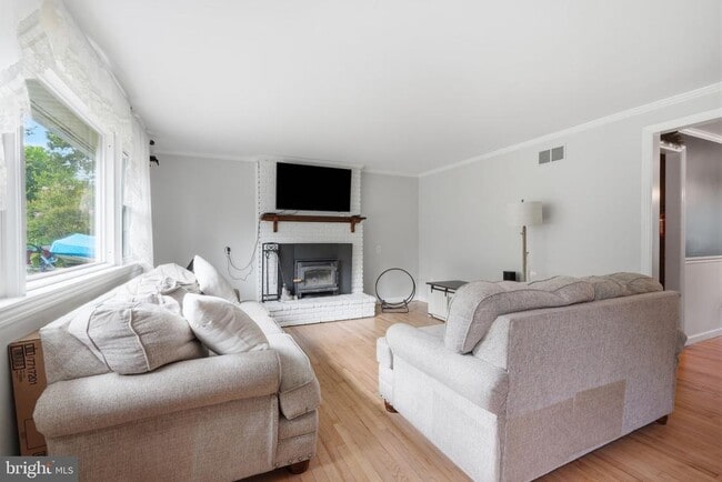 244 Federal City Rd