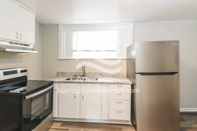 Photo - 1028 31st St