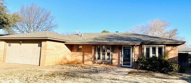 Beautiful Updated 3/2/2 in The Meadows - Beautiful Updated 3/2/2 in The Meadows Casa