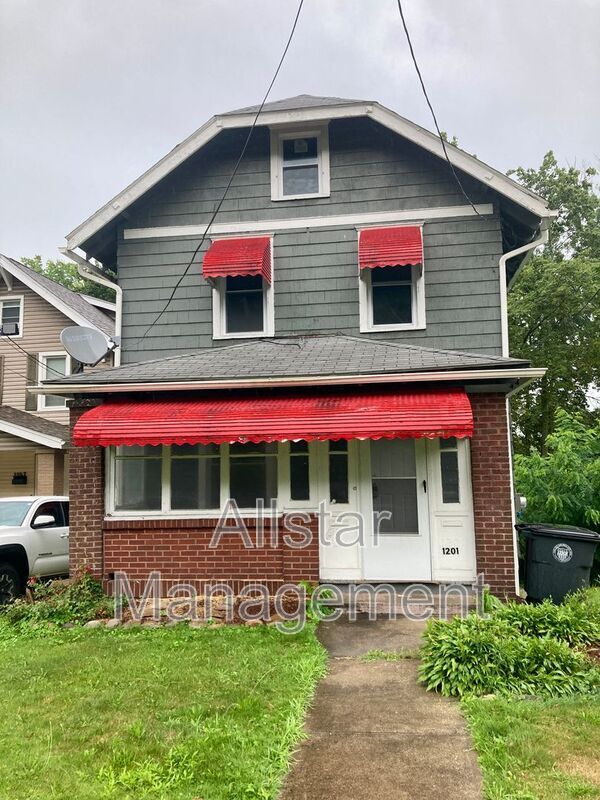 Photo - 1201 East Ave