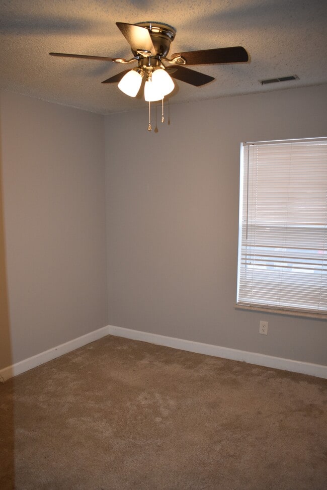 Photo - 2317 Highland Hill Dr Unit N/A