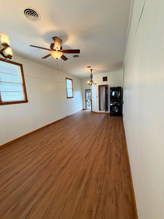 Photo - 5017 Soldier St