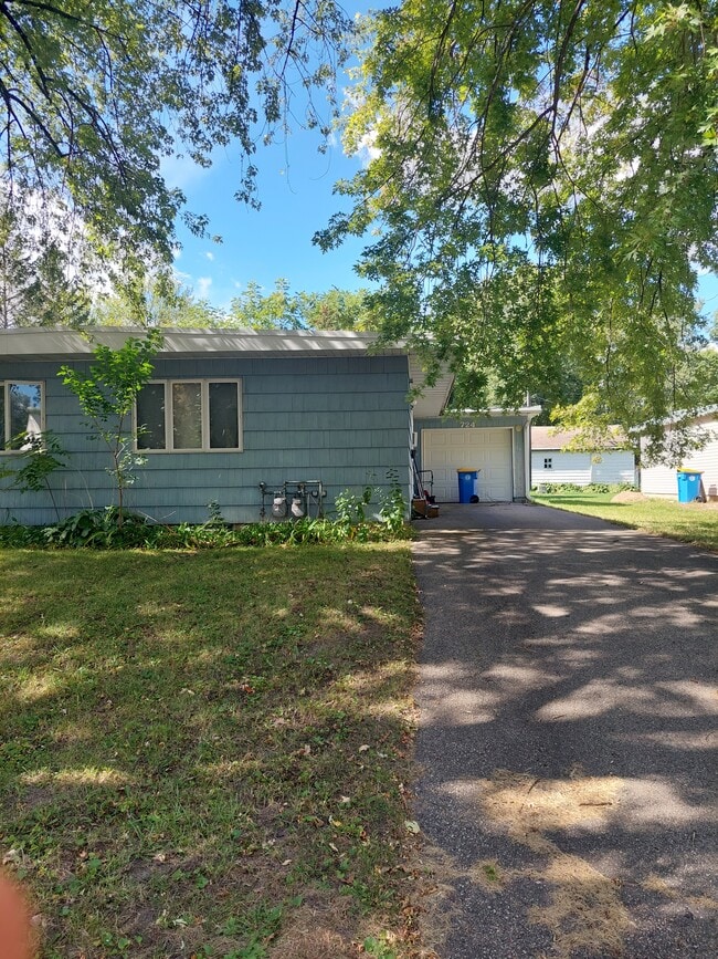 726 Truman Ave Unit 724