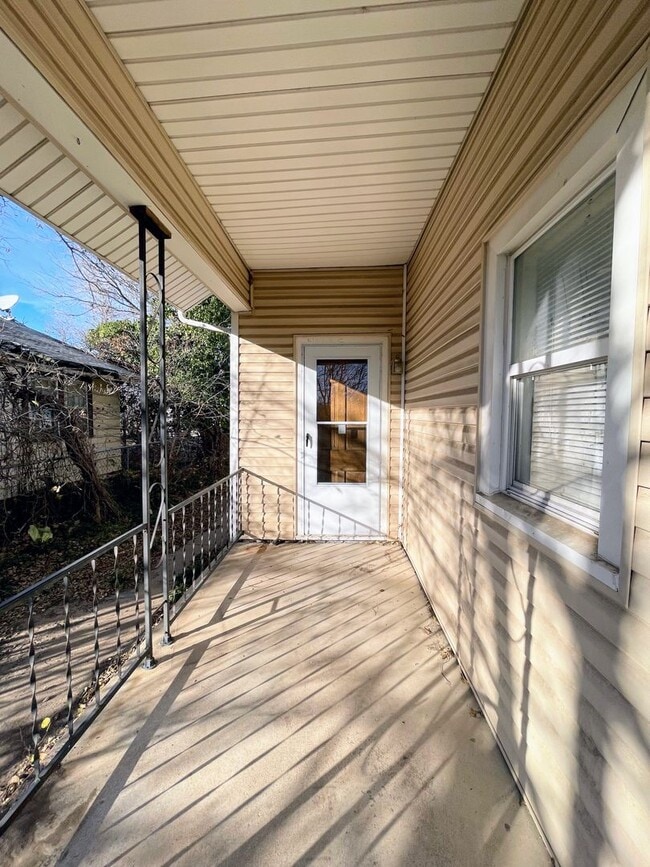 Photo - 2 Bed 1 Bath with 2-Car Detached Garage