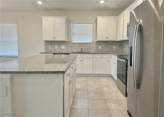 Photo - 16037 Beachberry Dr