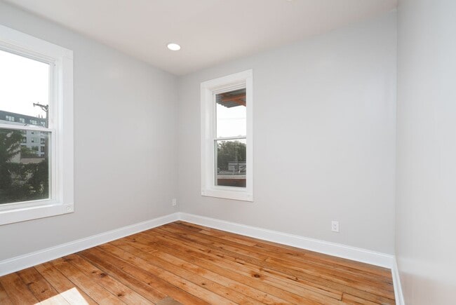 Brick and Beam Flats