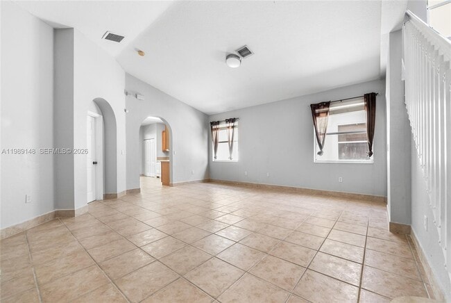 Photo - 2302 NE 37th Terrace