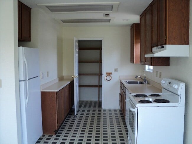 4665 Crane St Unidad 4645fosd-4655