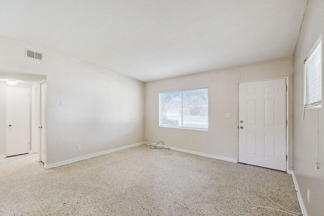 Photo - 1416 Beatrice Dr
