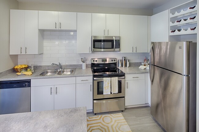Capital Creek at Heritage Apartments