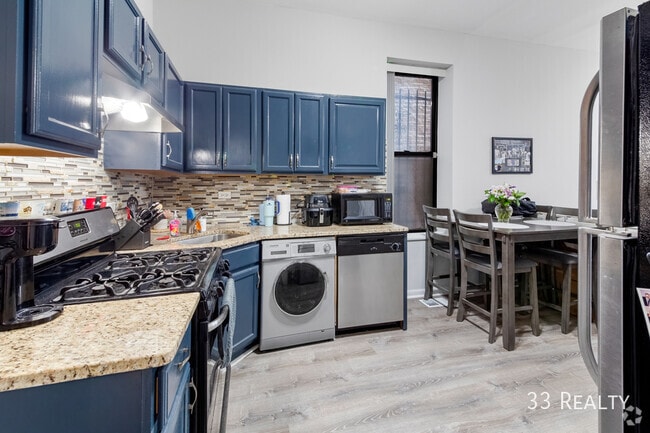 Building Photo - 1337 W Huron-3R Unit 3R Rental