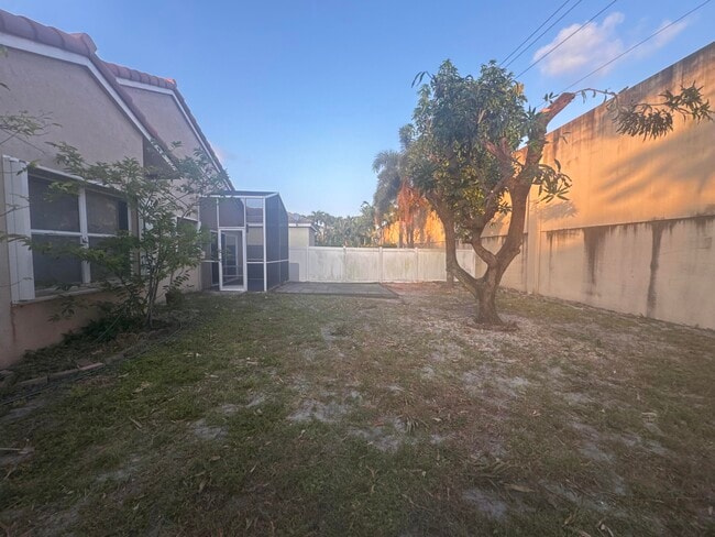 Photo - 4044 NW 62nd Ct
