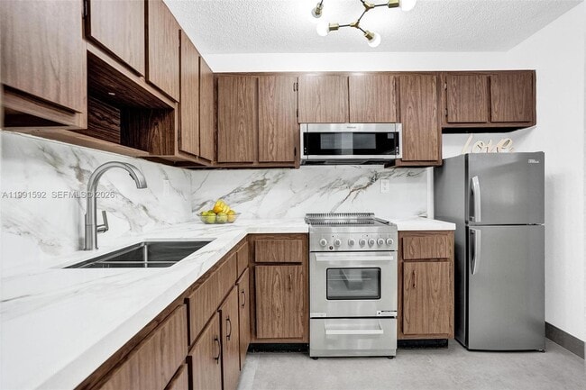 Photo - 5325 SW 77th Ct Unit 205F