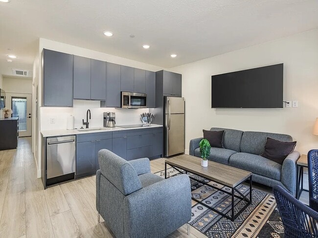 Building Photo - 214 S 200 E Unit 3 Rental